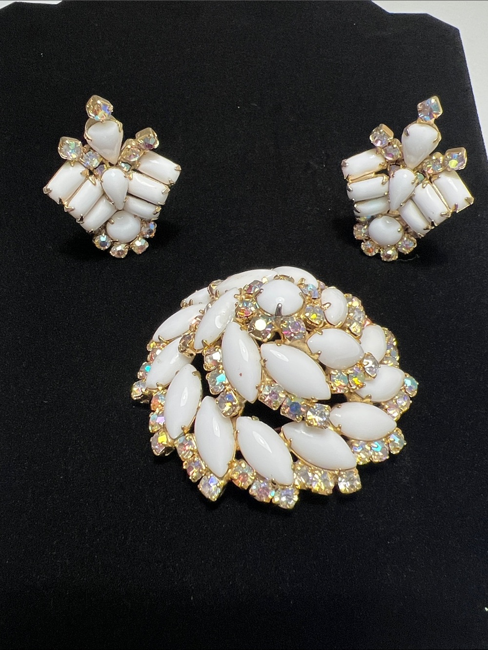 Exquisite White and Aurora Crystal Brooch & Earring Set - Estate Vintage